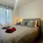 Gite 6 Personnes Avec Grand Jardin A 5 Minutes Du Centre Historique